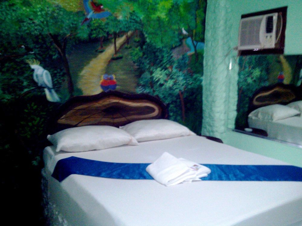 Treasure Island Resort Olongapo Exterior photo