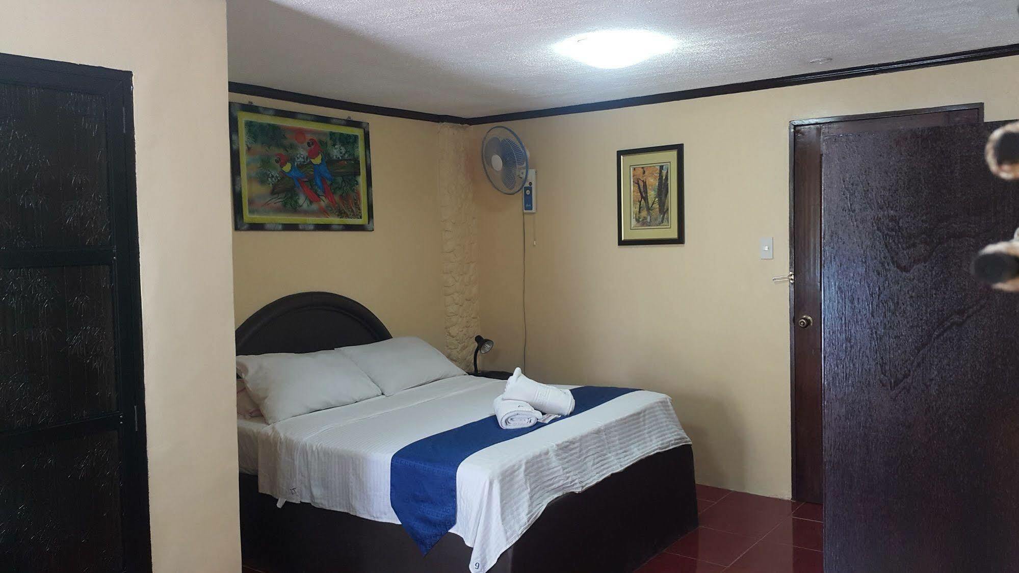 Treasure Island Resort Olongapo Exterior photo